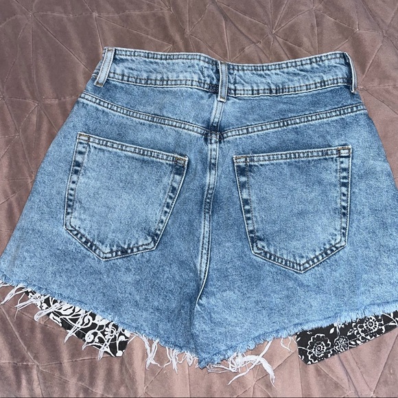 High waist shorts - Picture 3 of 5